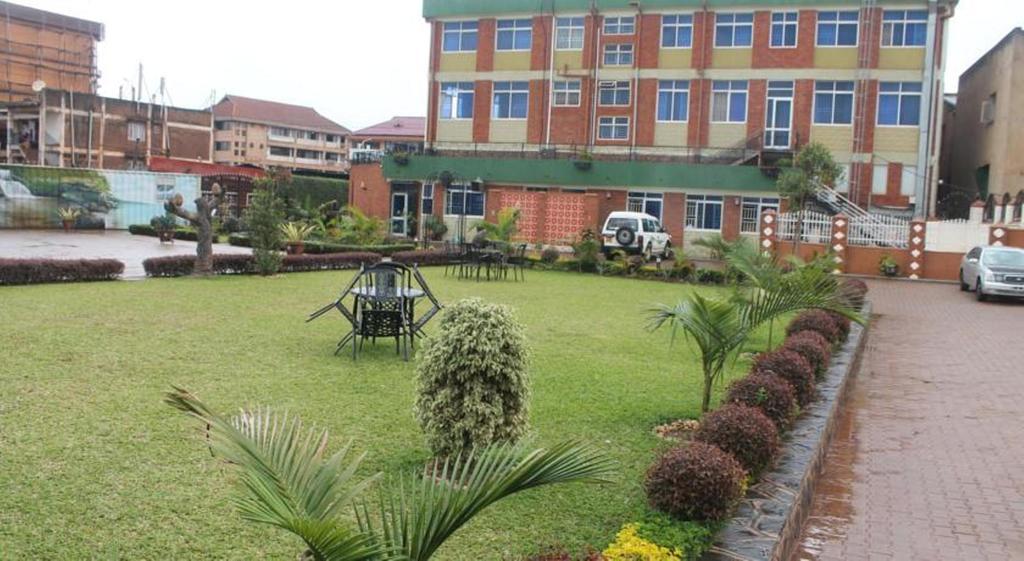 Pearl Highway Hotel Kibuye Kampala Exterior photo