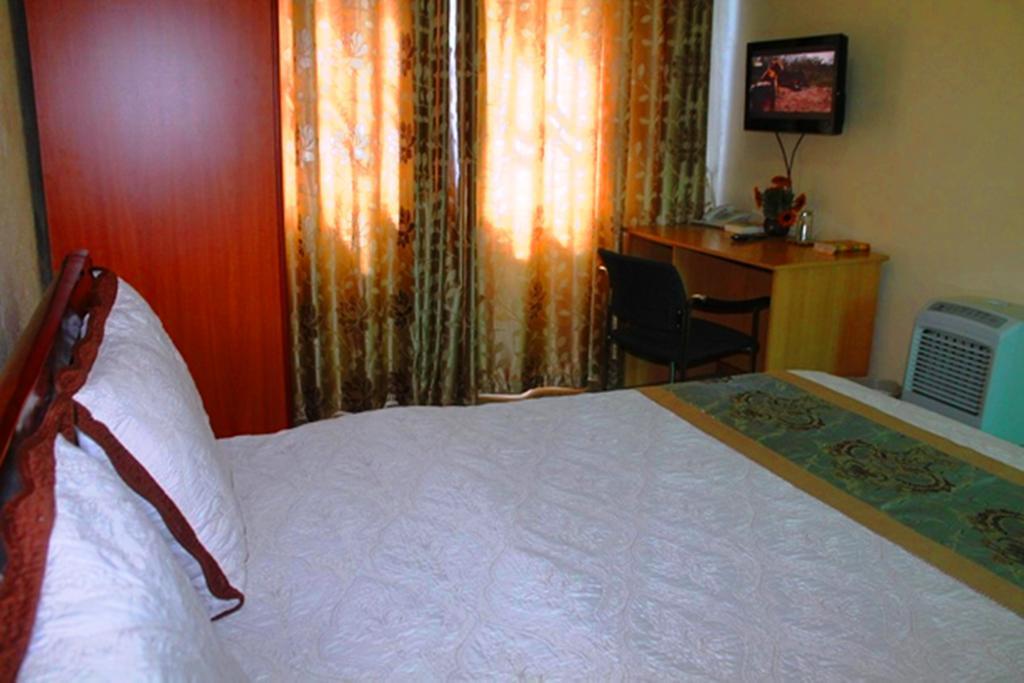 Pearl Highway Hotel Kibuye Kampala Room photo